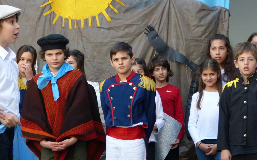 Acto Escolar 17 De Agosto Colegio Espanol De Rosario